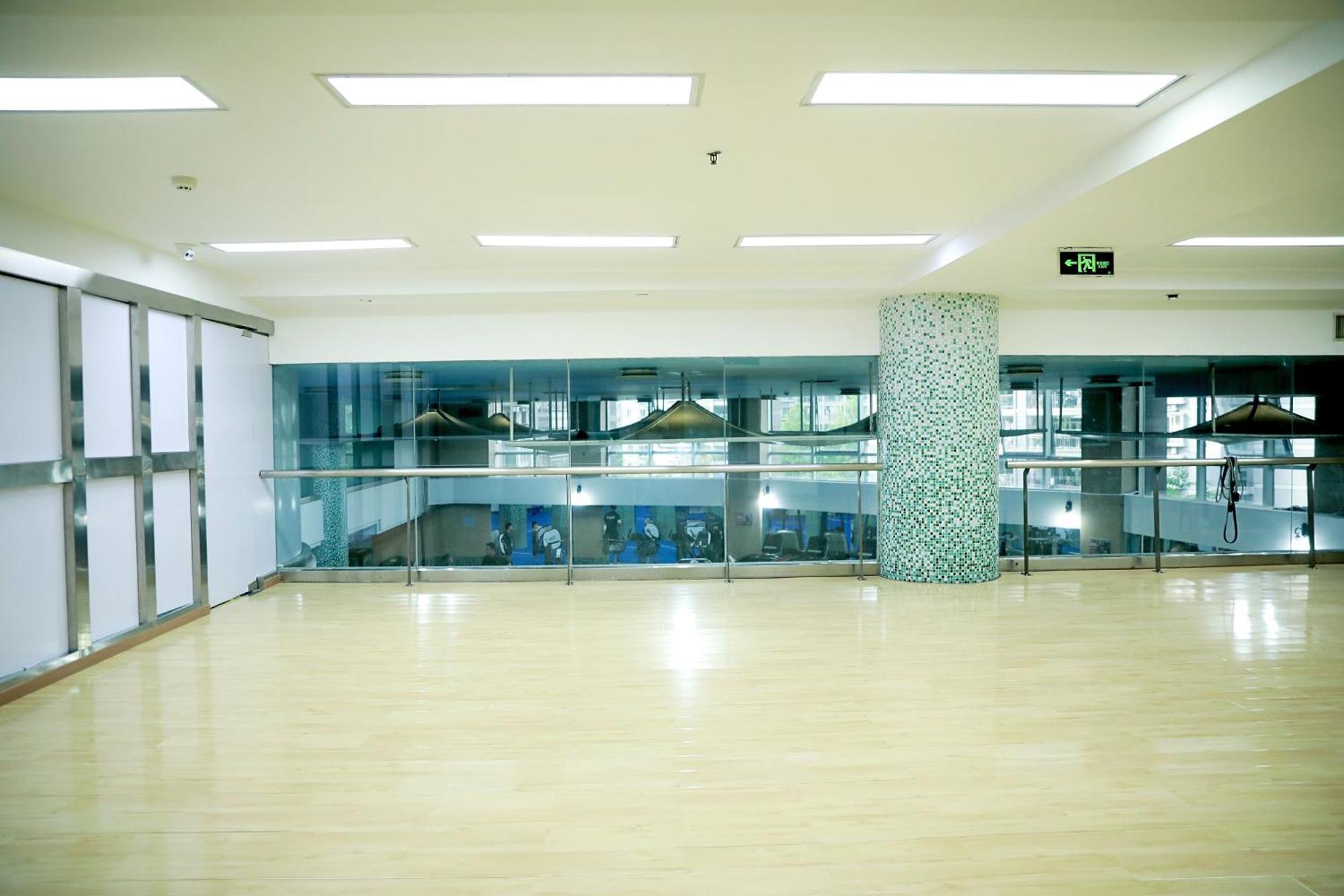 Holiday Inn Chongqing Guanyinqiao By Ihg 외부 사진